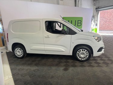 Vauxhall Combo 1.5 Combo 2300 Professional Turbo D S/S 3