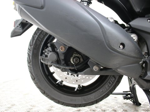 Yamaha Nmax 125 GPD125-A ABS 18