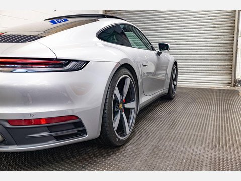 Porsche 911 3.0T 992 Carrera S PDK Euro 6 (s/s) 2dr 83