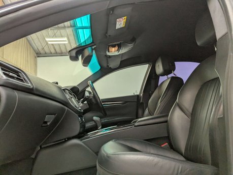 Maserati Ghibli 3.0 Ghibli DV6 Auto 4dr 32