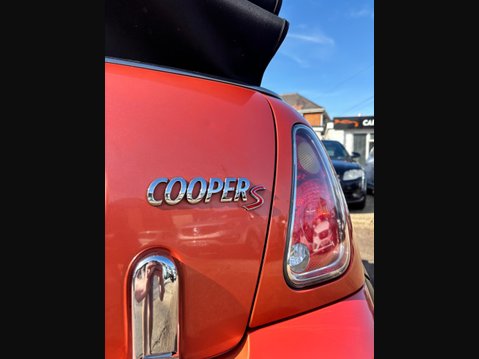 Mini Convertible 1.6 Cooper S Steptronic Euro 4 2dr (AC) 7