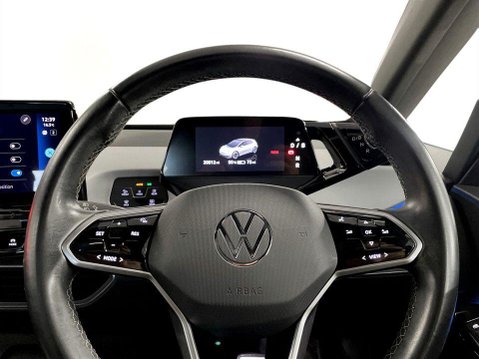 Volkswagen ID.3 Pro Performance 58kWh Family Hatchback 5dr Electric Auto (204 ps) 13