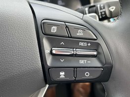 Hyundai IONIQ 1.6 IONIQ Premium SE FHEV Semi-Auto 5dr 65