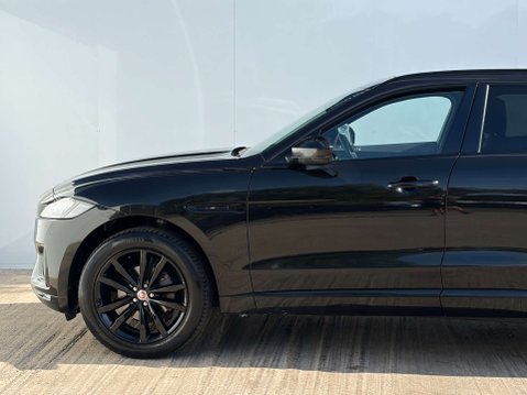 Jaguar F-Pace 2.0 F-PACE Chequered Flag AWD D Auto 4WD 5dr 53