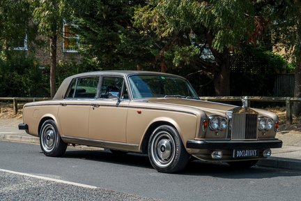 Rolls-Royce Silver Wraith 2