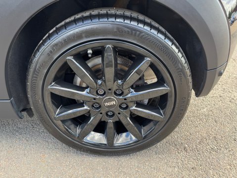 Mini Hatch COOPER EXCLUSIVE 27
