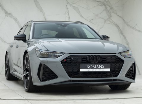 Audi RS6 Avant Carbon Black 1