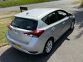 Toyota Auris VVT-I HYBRID BUSINESS EDITION TSS 22