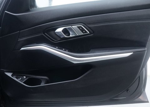 BMW 3 Series 2.0 330E M Sport Auto 5dr 42