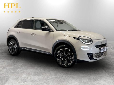 Fiat 600e 54kWh La Prima SUV 5dr Electric Auto (156 ps) Sat Nav