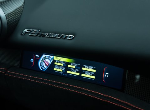 Ferrari F8 Tributo 21