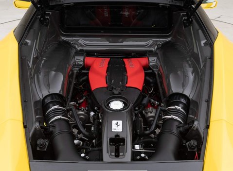 Ferrari F8 Tributo 34