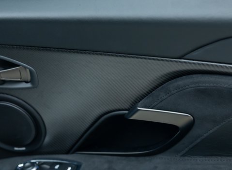 Aston Martin DBS Superleggera 27