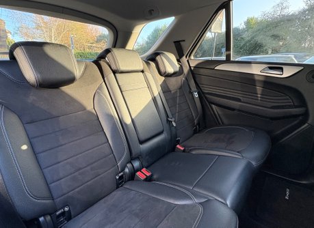 Mercedes-Benz M Class ML250 Bluetec AMG Sport 7G Automatic - DEPOSIT TAKEN 5