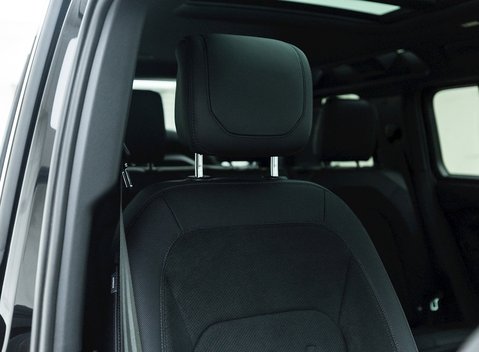 Land Rover Defender 110 V8 11