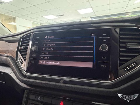 Volkswagen T-Roc 2.0 TSI SEL DSG 4Motion Euro 6 (s/s) 5dr 35