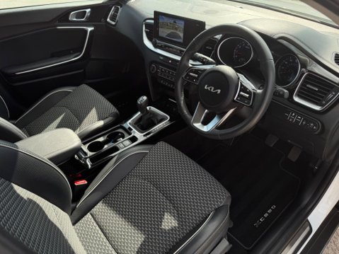 Kia Xceed 1.5 T-GDi 3 Euro 6 (s/s) 5dr 13
