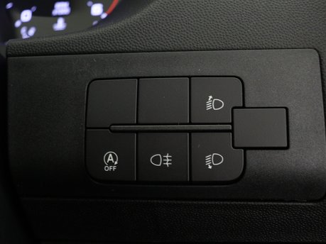 Peugeot Boxer 335 L3H2 2.2 BlueHDi 140 Professional Auto 21