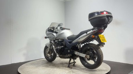 Kawasaki ZR Z750 2002 35K RUNNING PROJECT BIKE 750CC TOUER COMMUTER 5