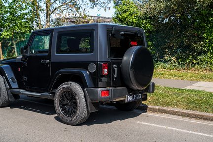 Jeep Wrangler SAHARA CRD By Kahn's The Chelsea Truck Company 12