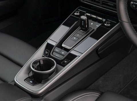 Porsche 911 Carrera S (992) 21