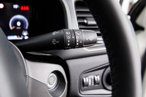 Jeep Renegade ALTITUDE 13