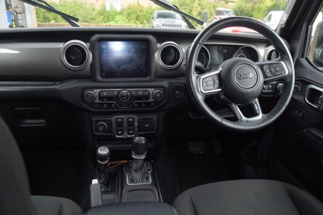 Jeep Wrangler Sahara Multijet II 8