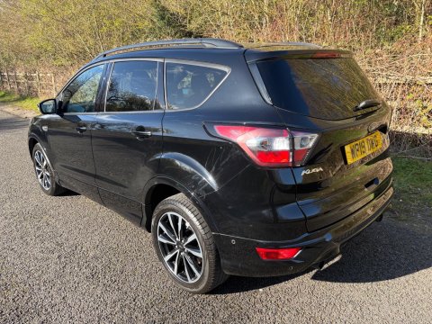Ford Kuga ST-LINE TDCI 12