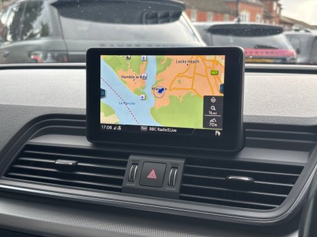 Audi Q5 2.0 TDI Sport SUV 5dr Diesel S Tronic quattro Euro 6 (s/s) (190 ps) 30