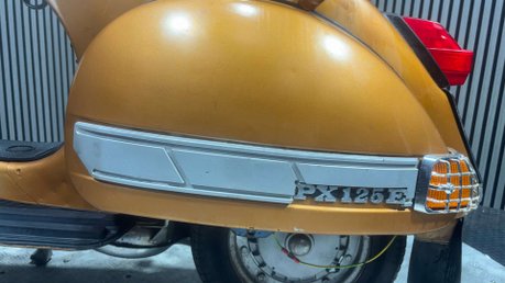 Piaggio Vespa PX 1984 GREAT RUNNING CLASSIC 2 STROKE SCOOTER 125CC LEARNER 8