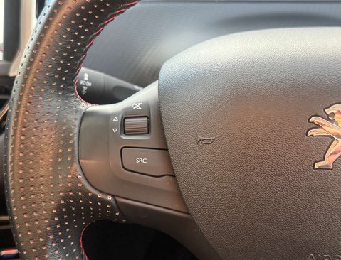 Peugeot 208 1.2 208 GT Line S/S 5dr 14