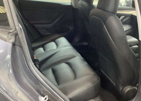 Tesla Model 3 Saloon 4dr Electric Auto RWD (241 bhp) 10