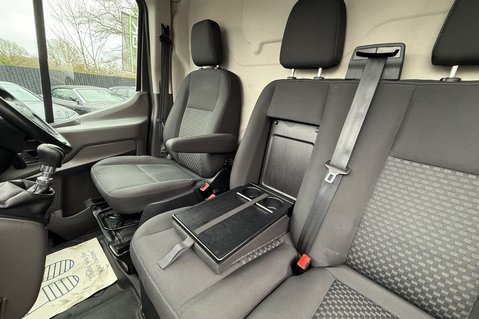 Ford Transit 350 LIMITED ECOBLUE - RARE SPEC VAN - L3H2 - CRUISE -CAMERA - LWB MID ROOF 30