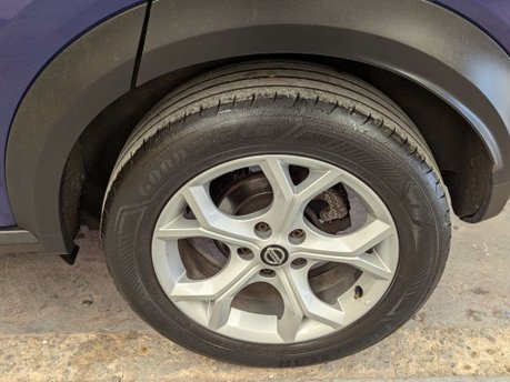 Nissan Juke 1.0 Juke N-Connecta DiG-T 5dr 50