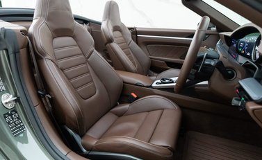 Porsche 911 Turbo S Cabriolet (992) 9