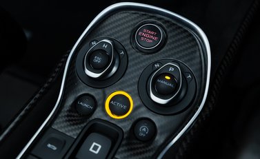 McLaren 600LT Spider 27