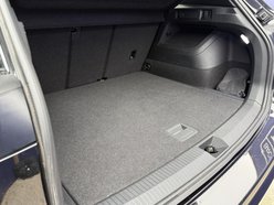 Volkswagen Tiguan 1.5 TSI eHybrid 19.7kWh R-Line SUV 5dr Petrol Plug-in Hybrid DSG Euro 6 (s/ 22