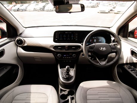 Hyundai i10 PREMIUM