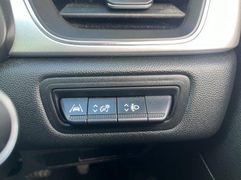 Renault Captur 1.3 TCE S EDITION AUTOMATIC 23