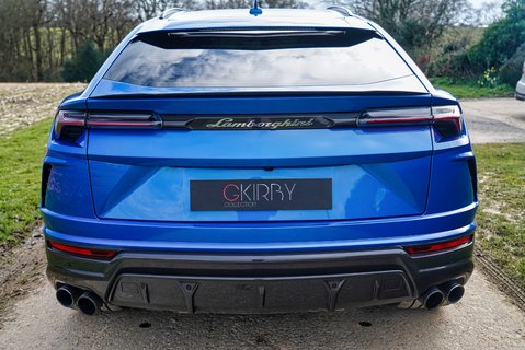 Lamborghini Urus V8 26