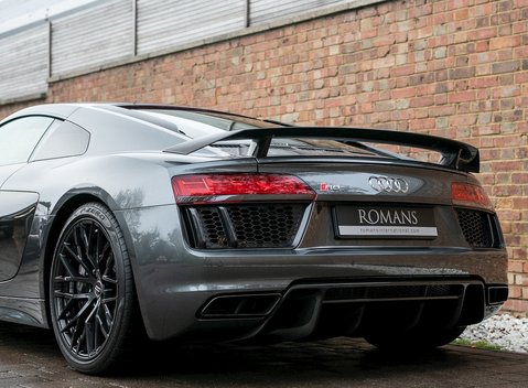 Audi R8 V10 Plus 21