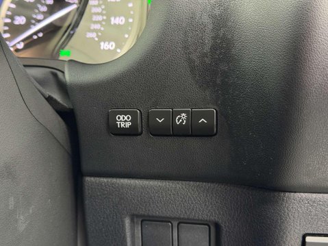 Lexus NX 2.5 300h Luxury SUV 5dr Petrol Hybrid E-CVT 4WD Euro 6 (s/s) (197 ps) 47