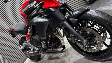 Kawasaki Er ER6 2013 ONLY 8K LONG MOT WARRANTY NAKED 650CC 8