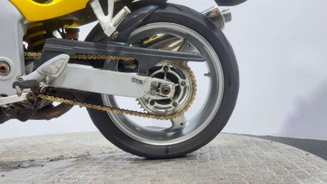 Triumph Sprint 2003 ONLY 11K PROJECT BIKE 955CC CLASSIC SPORTS TOURER 32