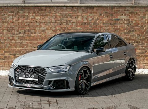 Audi RS3 Saloon 8