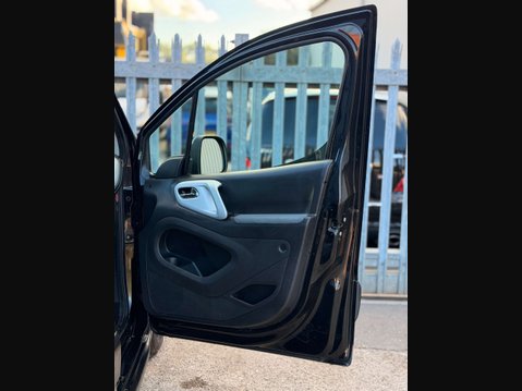 Citroen Berlingo Multispace 1.6 Berlingo Multispace Air XTR e-HDi Semi-Auto 5dr 35