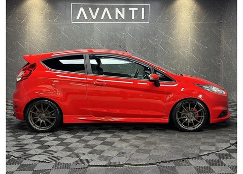 Ford Fiesta 1.6T EcoBoost ST-3 Hatchback 3dr Petrol Manual Euro 6 (182 ps) 9