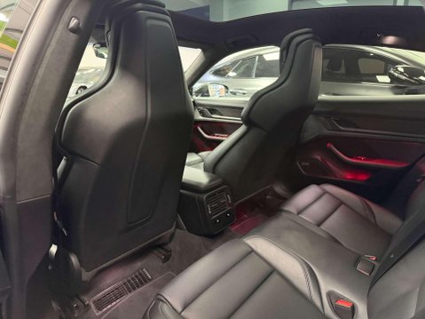 Porsche Taycan Performance Plus 93.4kWh Turbo S Saloon 4dr Electric Auto 4WD (761 ps) 32