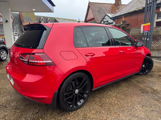 Volkswagen Golf GTD DSG 