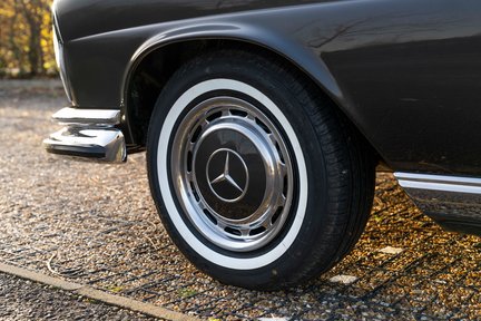 Mercedes-Benz SE 280SE 3.5 20